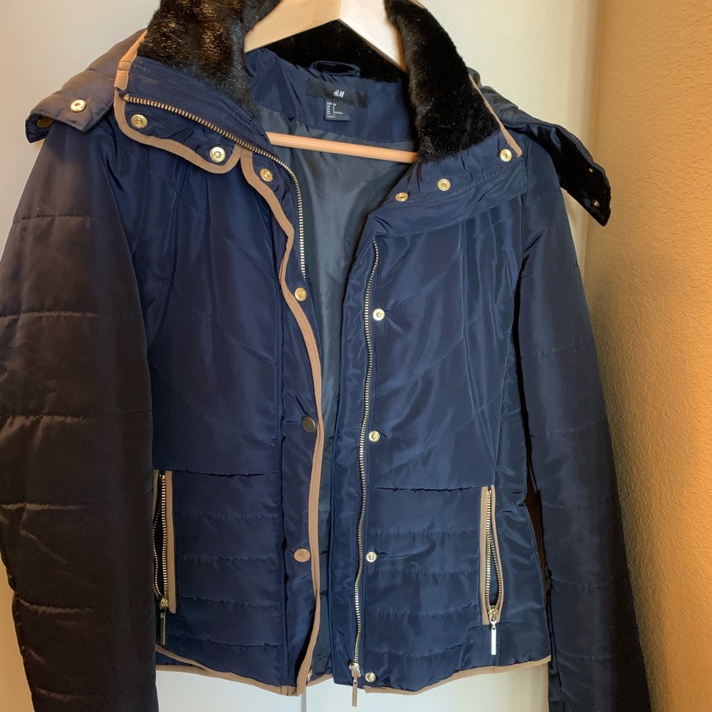 H&M coat size 6 Navy with golden zip and trim